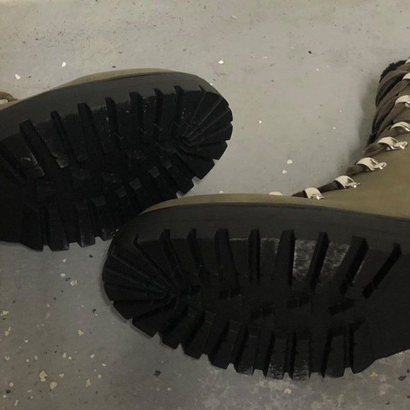 DV by Dolce Vita Oderra Hiker Boot - Picture 4 of 8